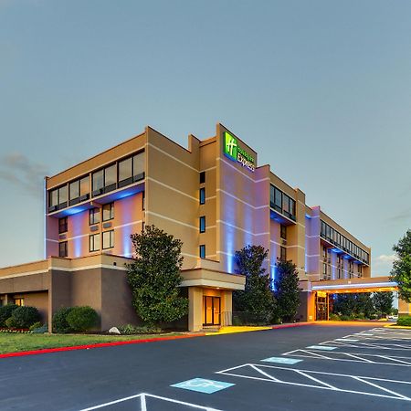 Holiday Inn Express Aberdeen-Chesapeake House By Ihg Extérieur photo