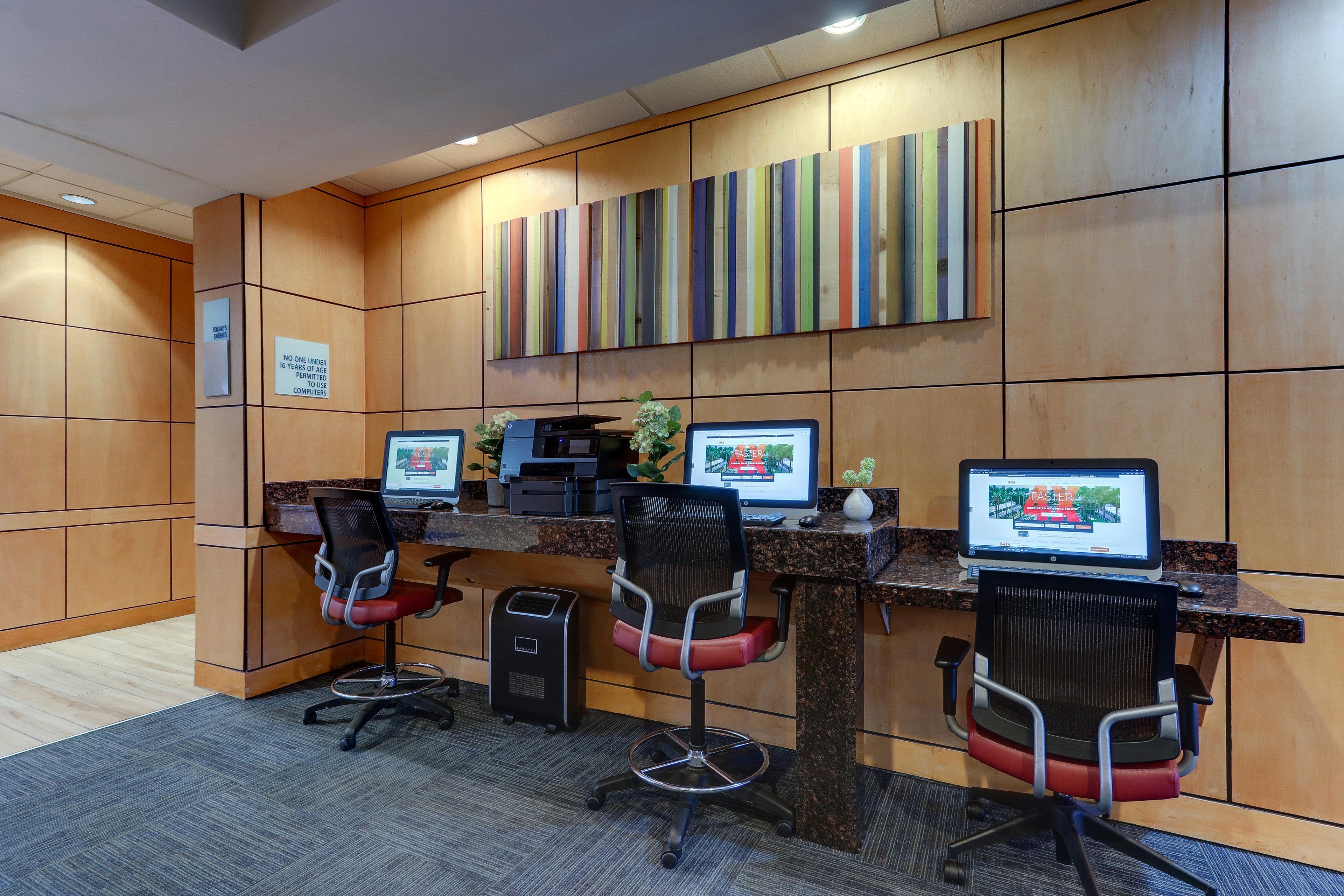 Holiday Inn Express Aberdeen-Chesapeake House By Ihg Extérieur photo